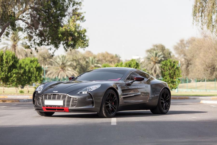  Aston Martin One-77 by Q 2011 года  (фото 1 из 44)